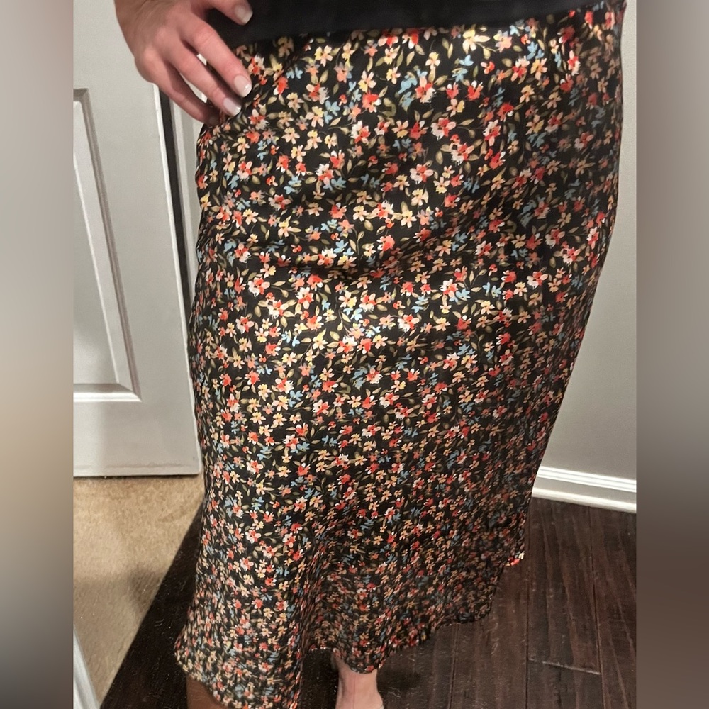 Floral midi skirt